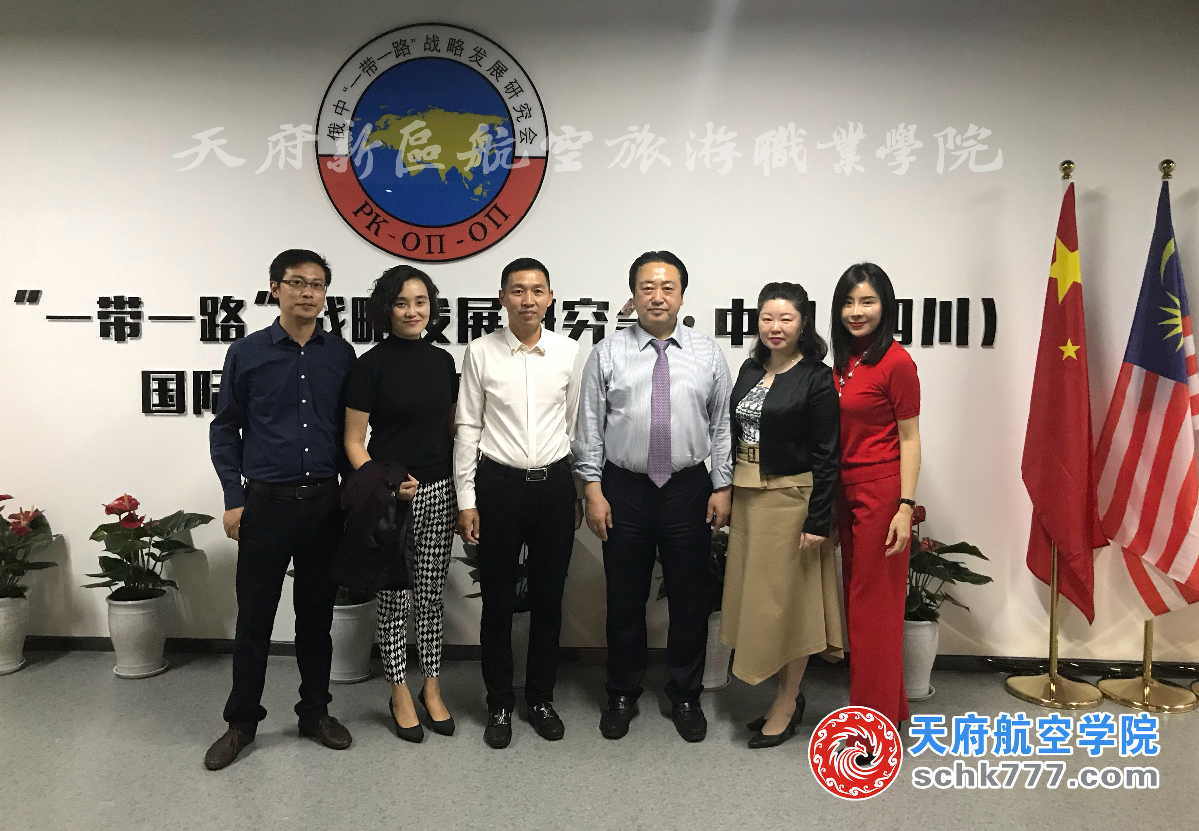 辜院會(huì)見(jiàn)俄中一帶一路戰(zhàn)略發(fā)展研究會(huì)主席，杰出華僑陳志剛主席 (1)_副本.jpg