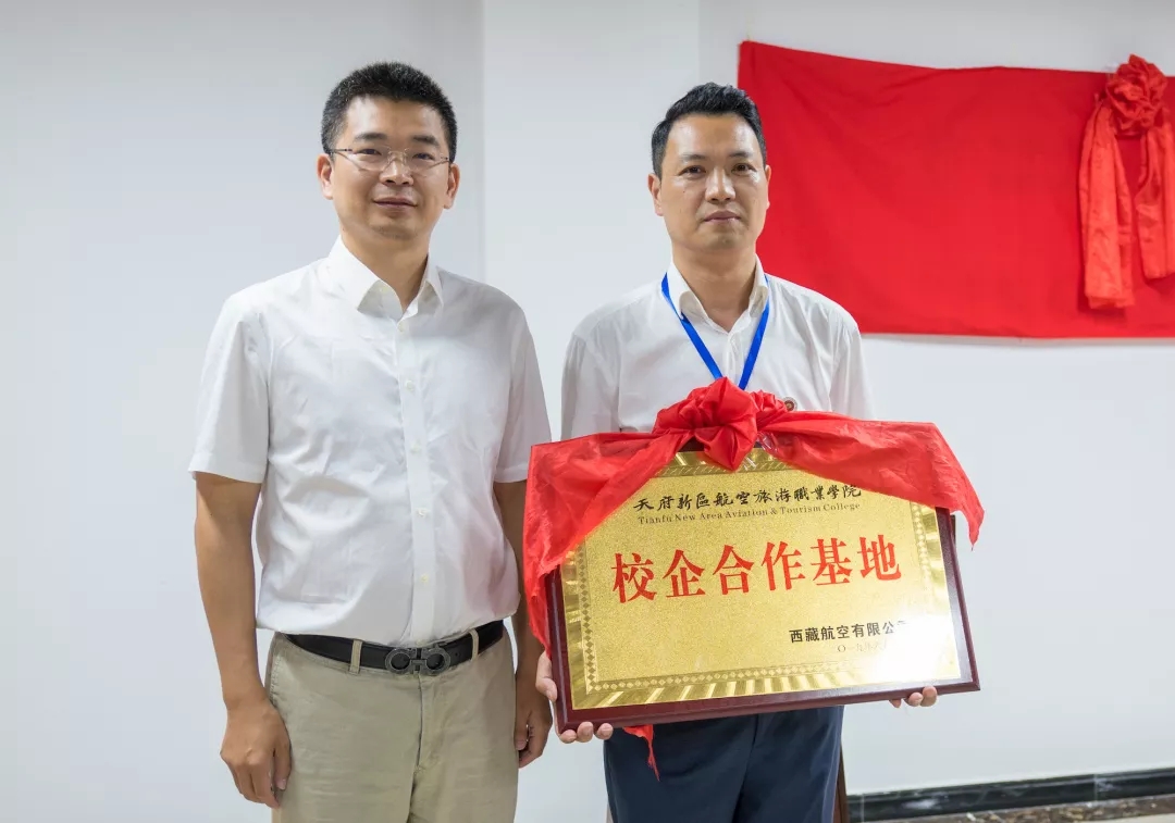 1561558091112820.jpg 640.webp (11).jpg