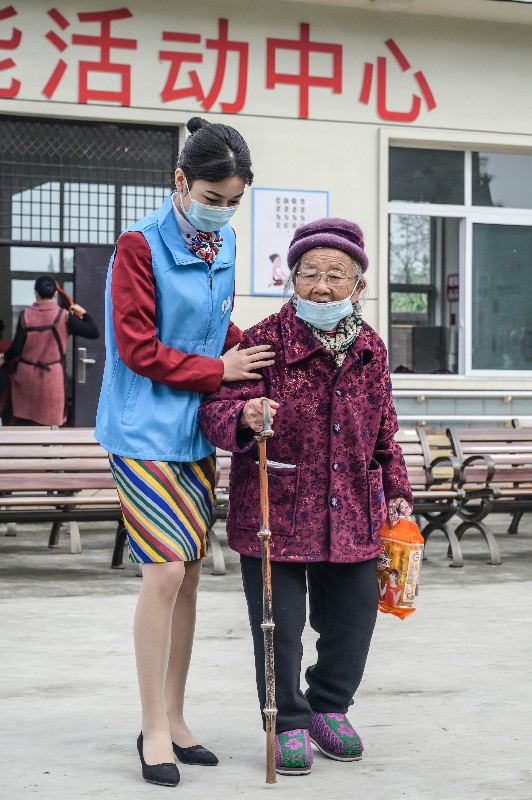 1603432429726032.jpg 幫助老人~1.jpg