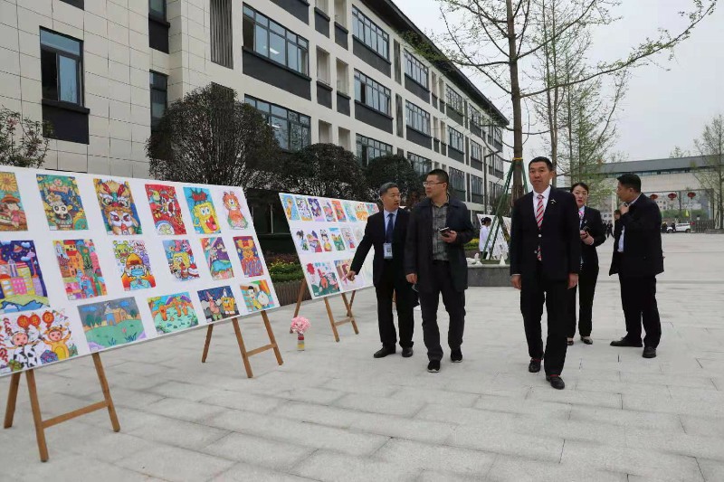 1616999665114593.jpg FEE106547F2946D44C02EDBFEFF2F6F1~1.jpg