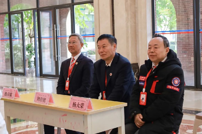 1676517403125661.jpg V_498KU@AU`ZWD@_EN~({7U.jpg