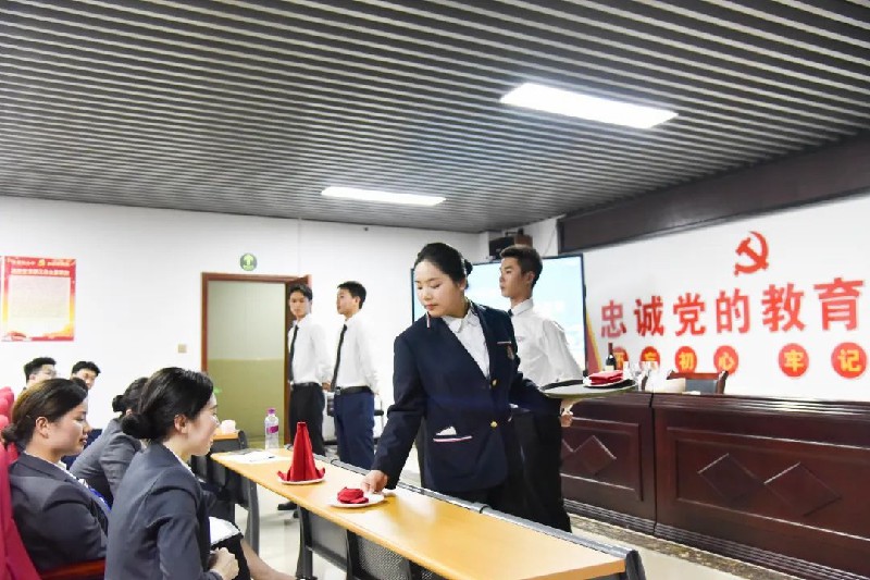 1681888123917437.jpg c5c3cf489d2d0fe2b4ab1ee35bf7097.jpg