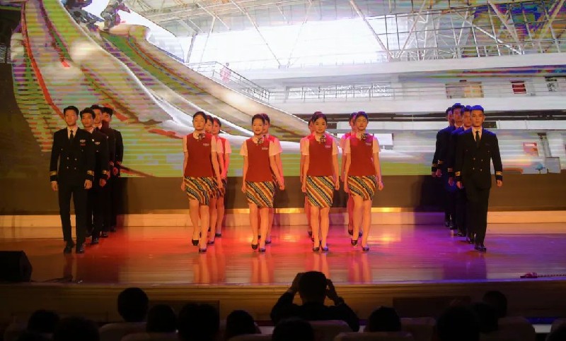 1684826834115398.jpg c0d2540a536790e4b850a7d3b3759c8.jpg