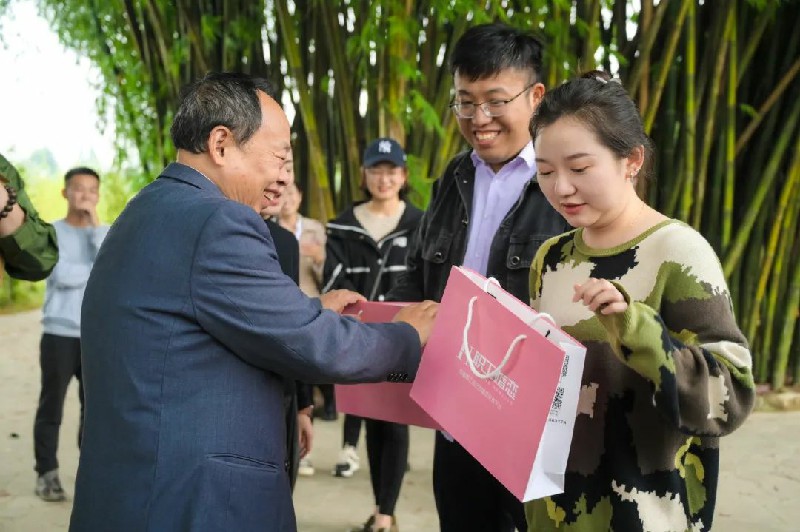 1699257116227638.jpg 16.jpg