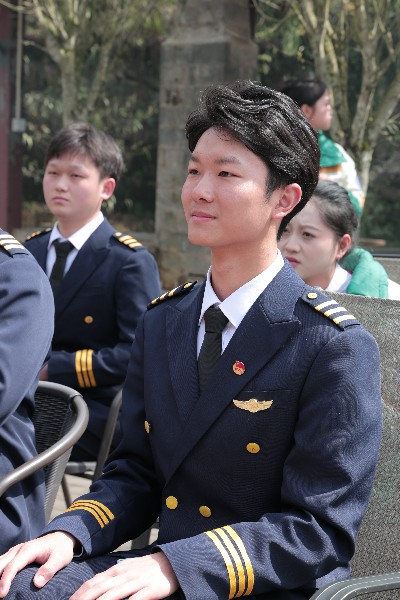 1743318546179700.jpg IL3A0617.jpg