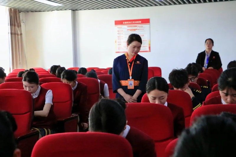 1745118156578519.jpg 2.jpg