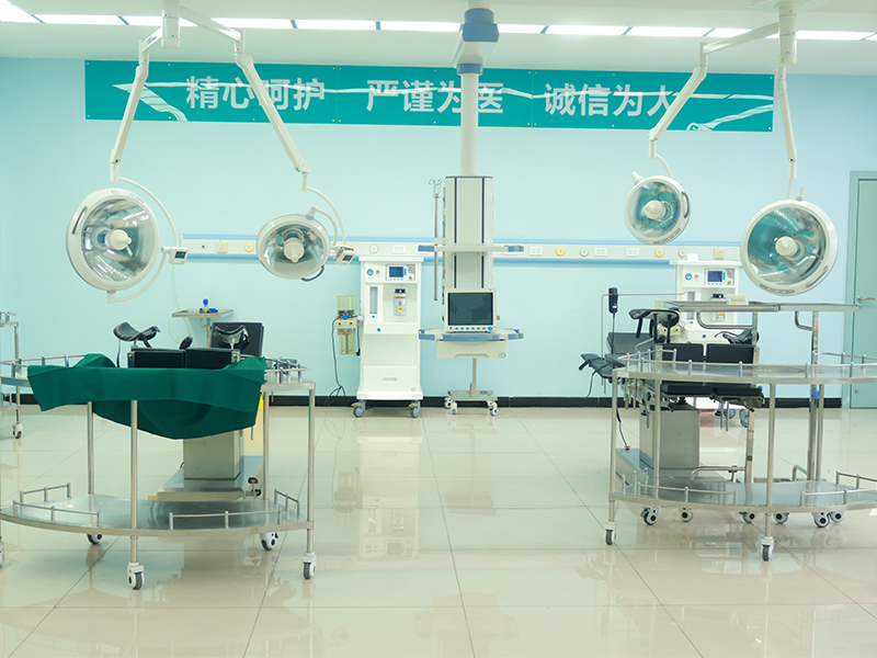 1765456026995841.jpg 外科手術.jpg