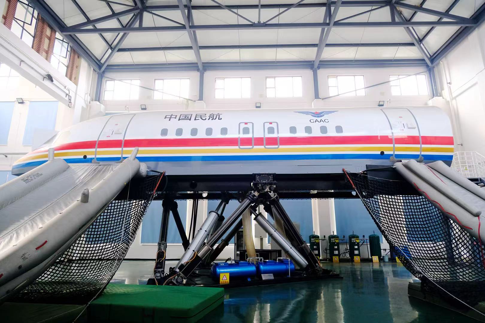 1765459095121052.jpg 4.動(dòng)態(tài)模擬艙.jpg