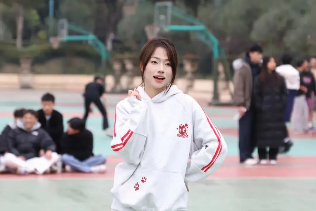 1766373634104834.jpg mmexport1766373497078.jpg