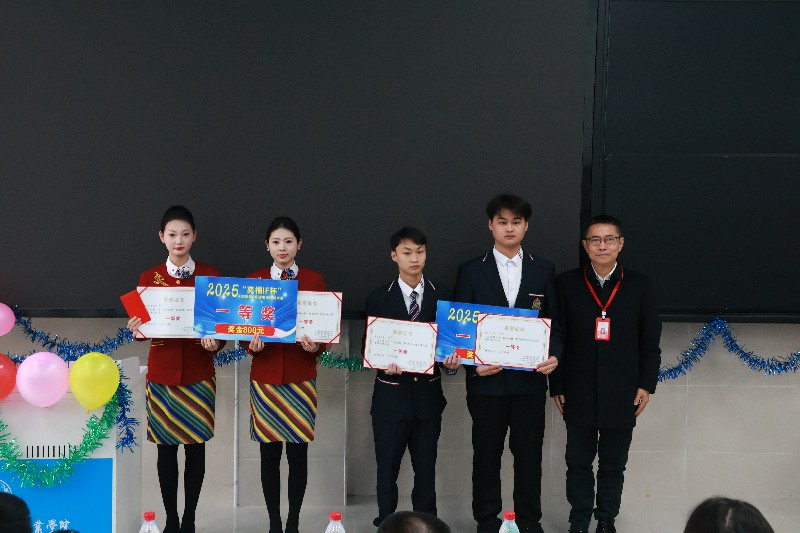 1767451918609459.jpg IMG_0196~1.jpg