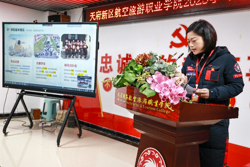 1768653282634761.jpg 8405eec1444344148c9ee05948269ffd.jpg